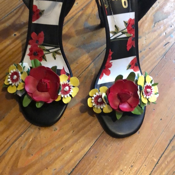 High heel flower sandals - Picture 5 of 5